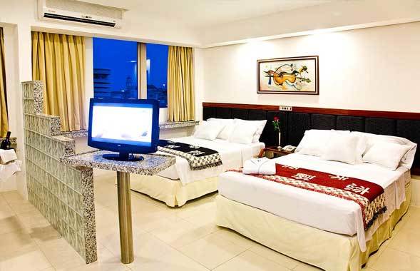 Lord Manaus Hotel Exterior photo