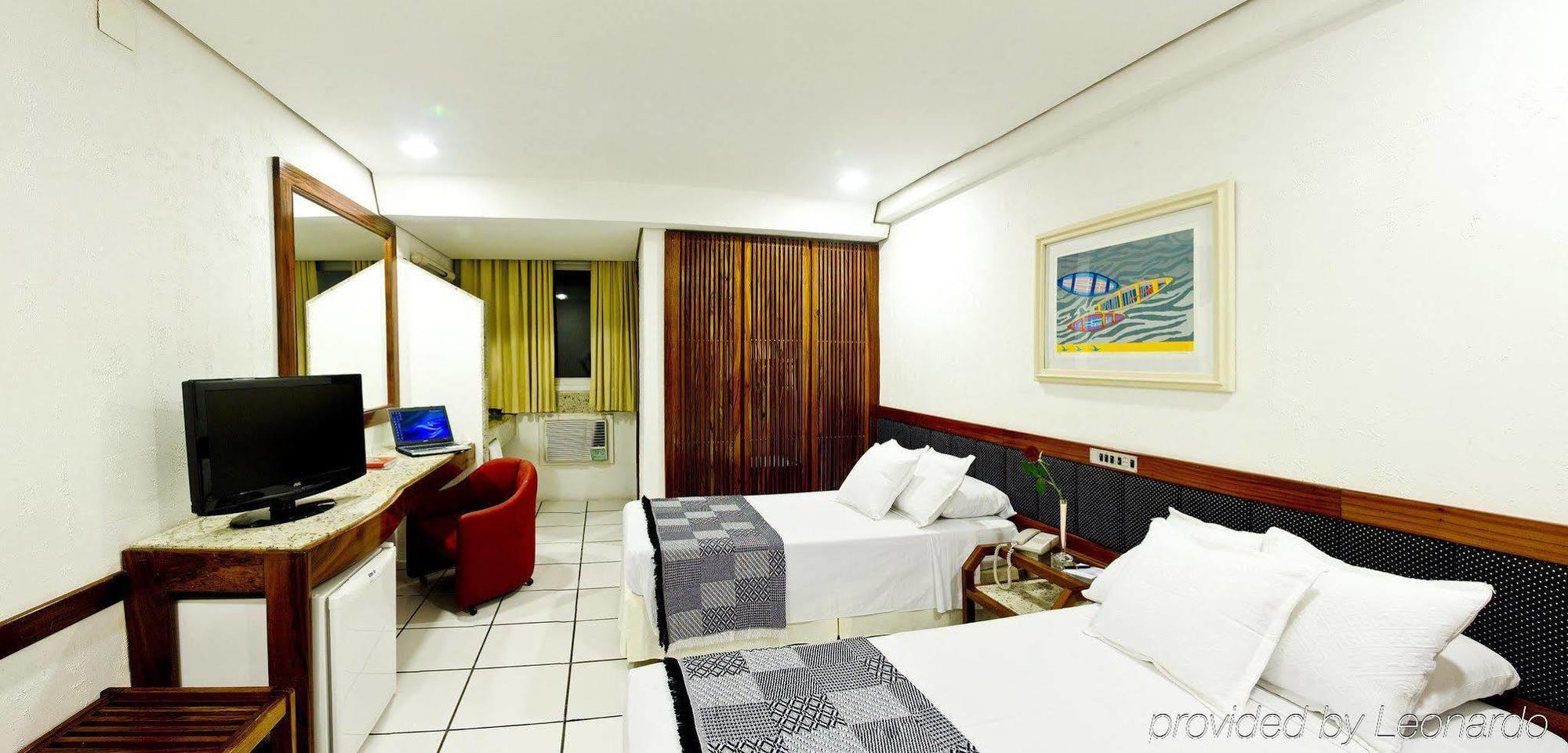 Lord Manaus Hotel Room photo