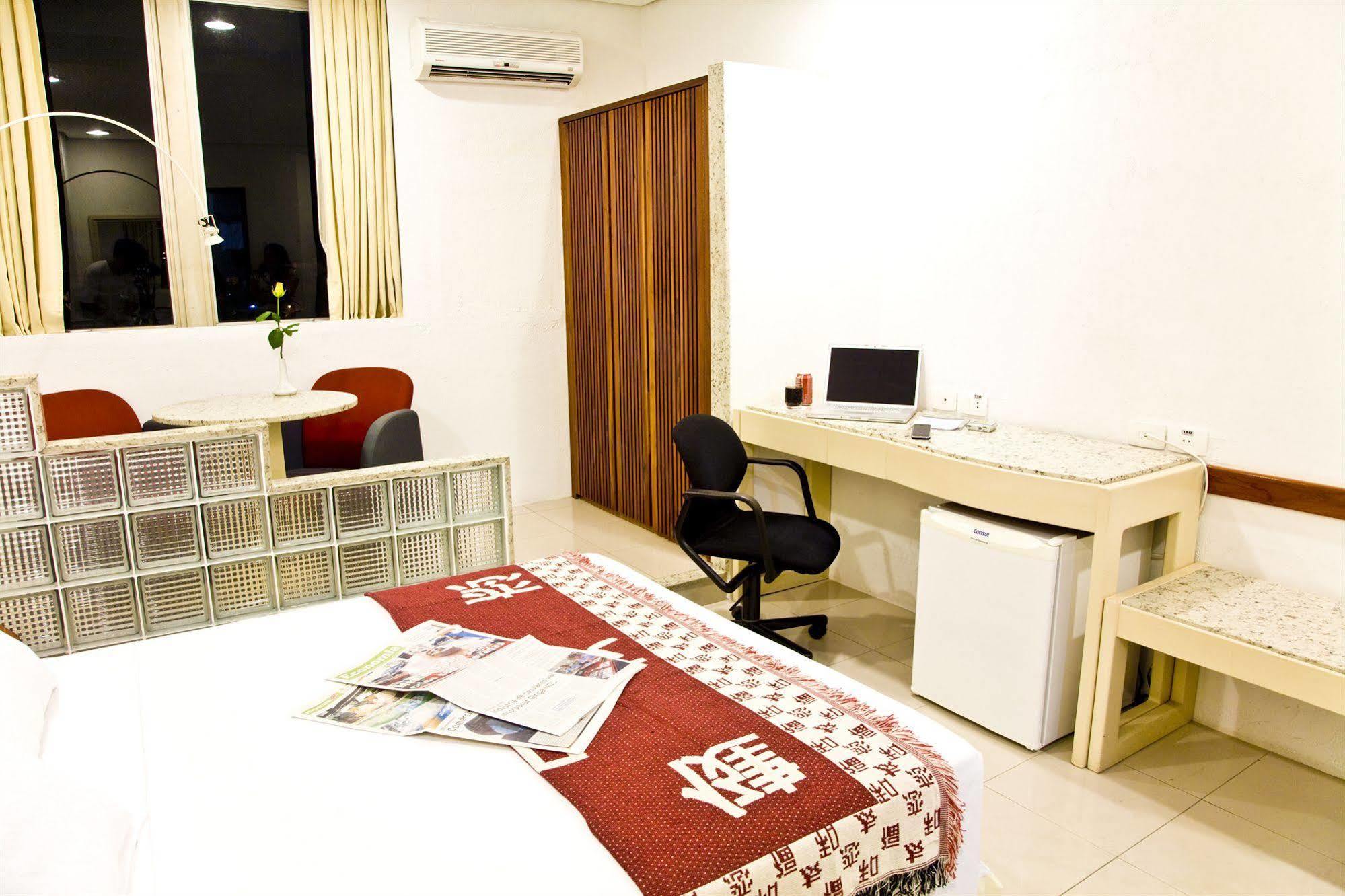 Lord Manaus Hotel Exterior photo